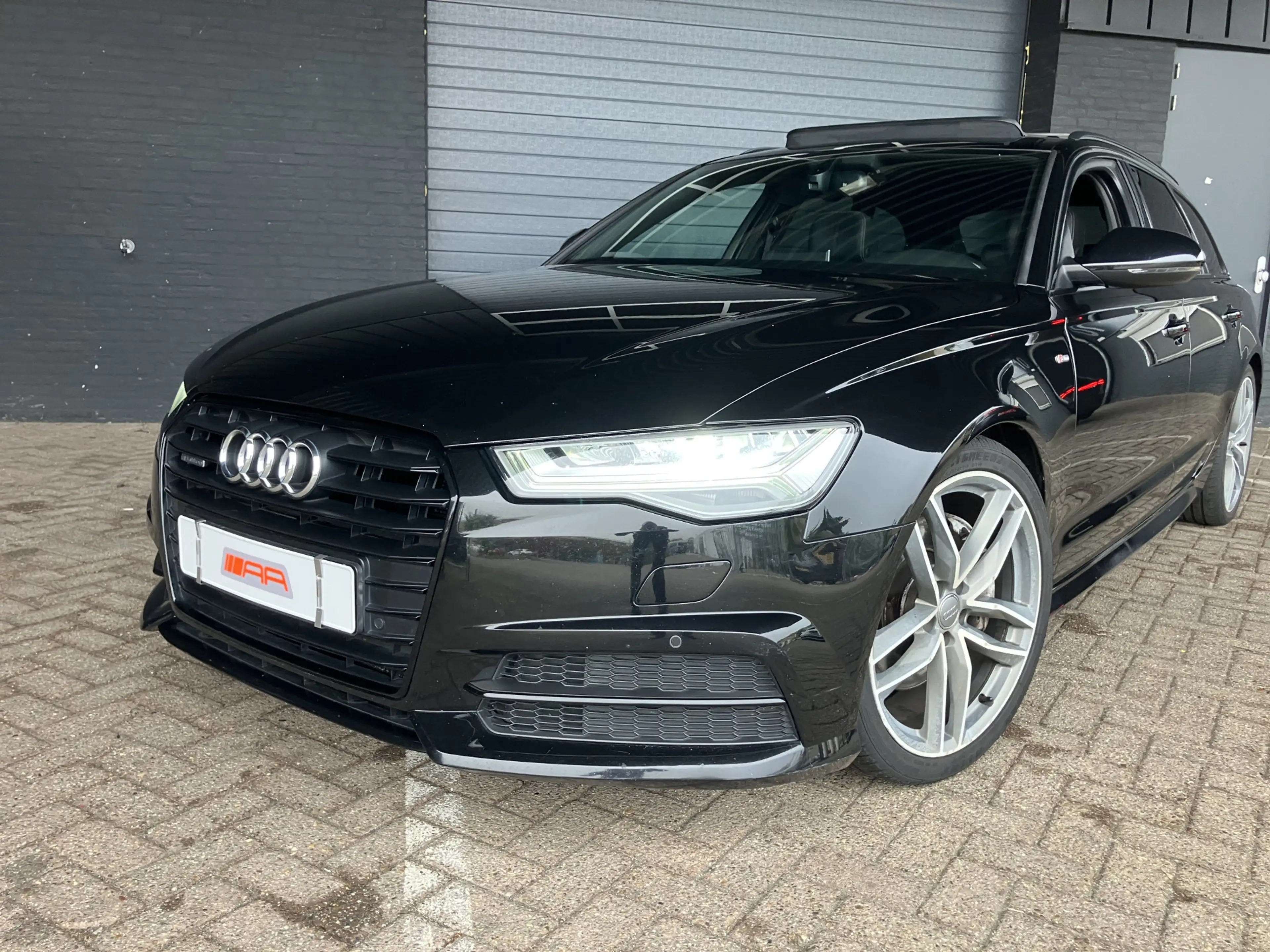 Audi A6 Avant 3.0 TDI QUATTRO PANO-MATRIX-LED-VOLL — photo 5