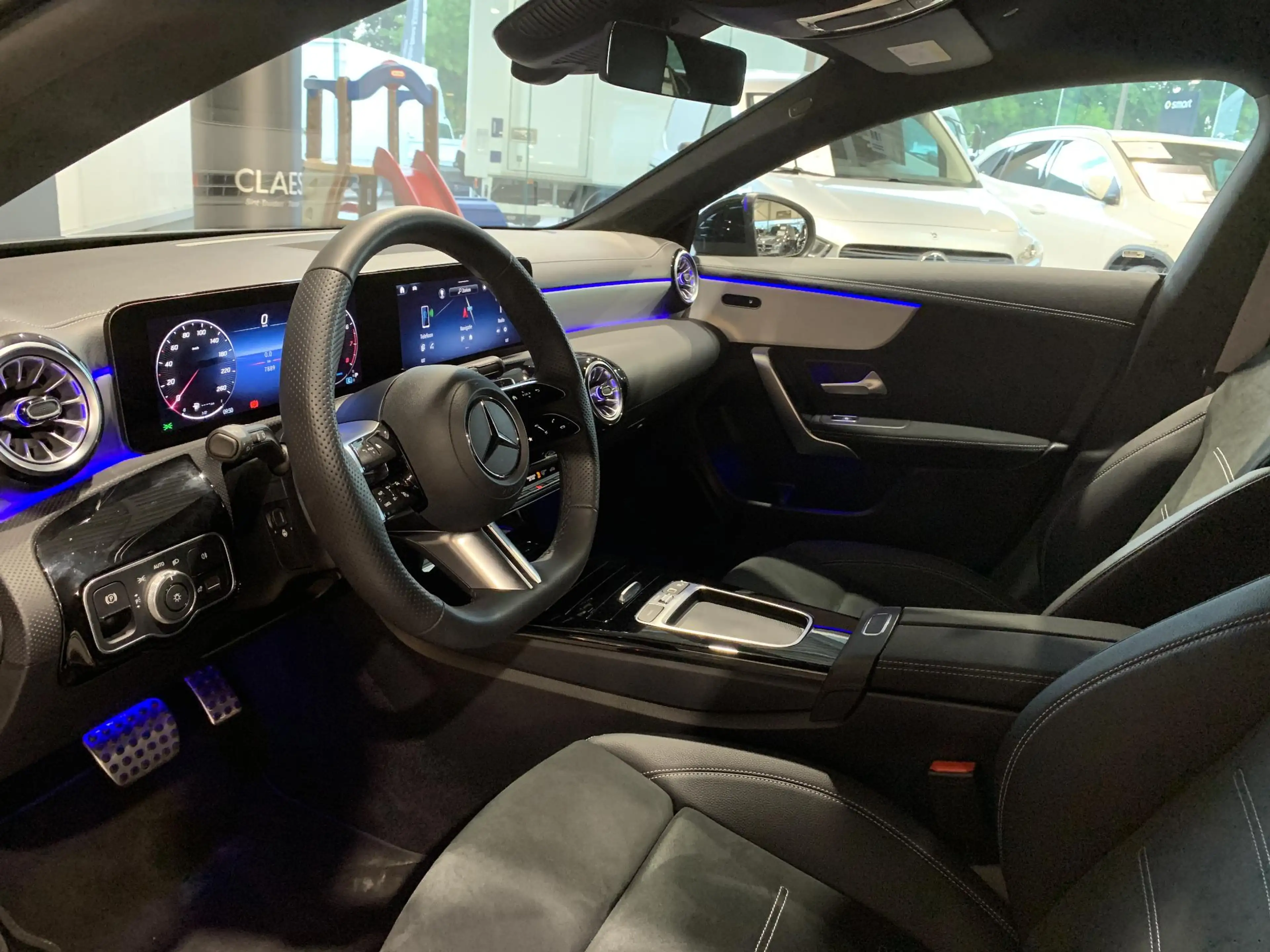 Mercedes-Benz CLA 200 Shooting Brake AMG Line - DOS 8887 — photo 10