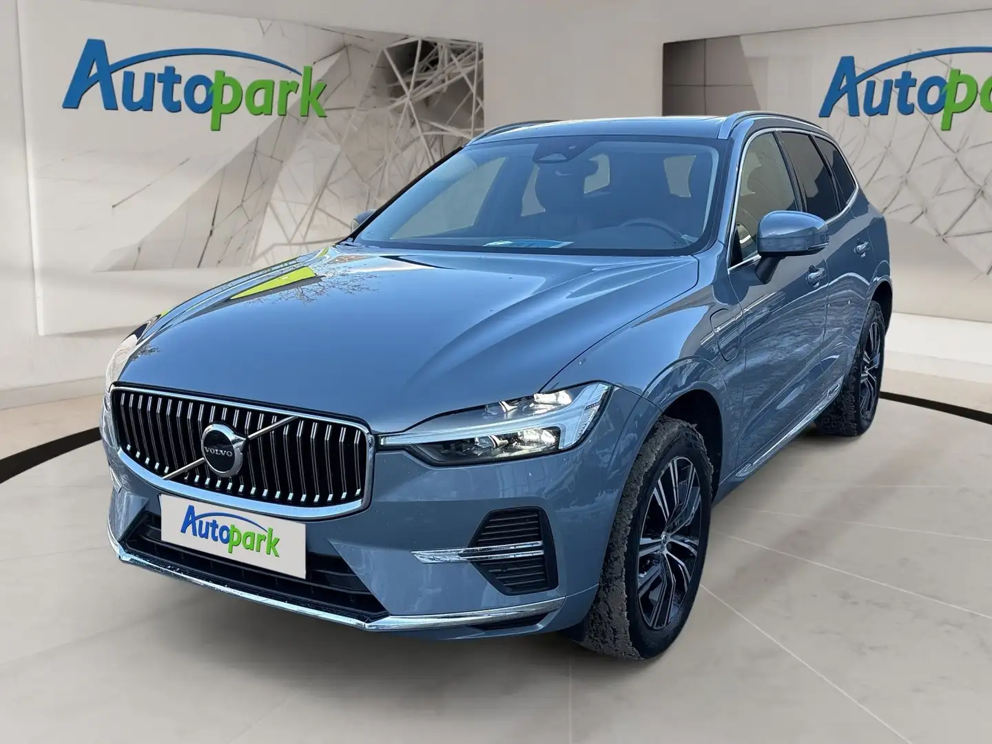 Volvo XC60 T6 AWD Recharge Inscription Grau - 1