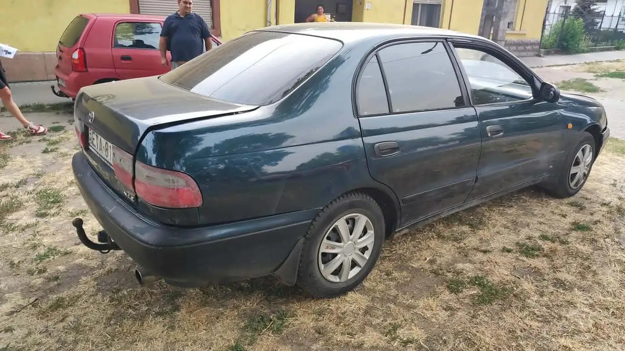 Toyota Carina 1.6 XLi, foto 5