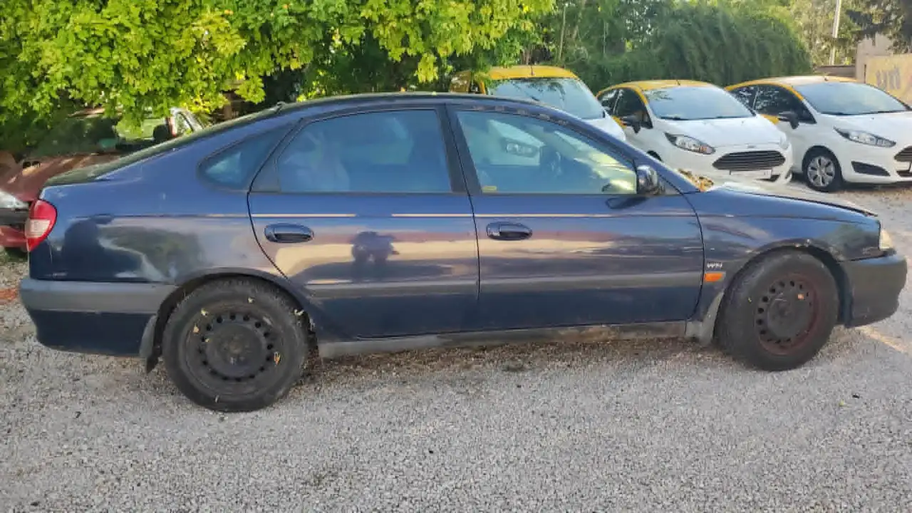 Toyota Carina 1.6 XLi, foto 12