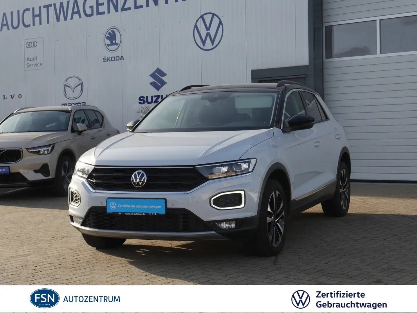 Volkswagen T-Roc 1.5 TSI United DSG AHK ACC NAVI SITZHZG RFK LED M Weiß - 1