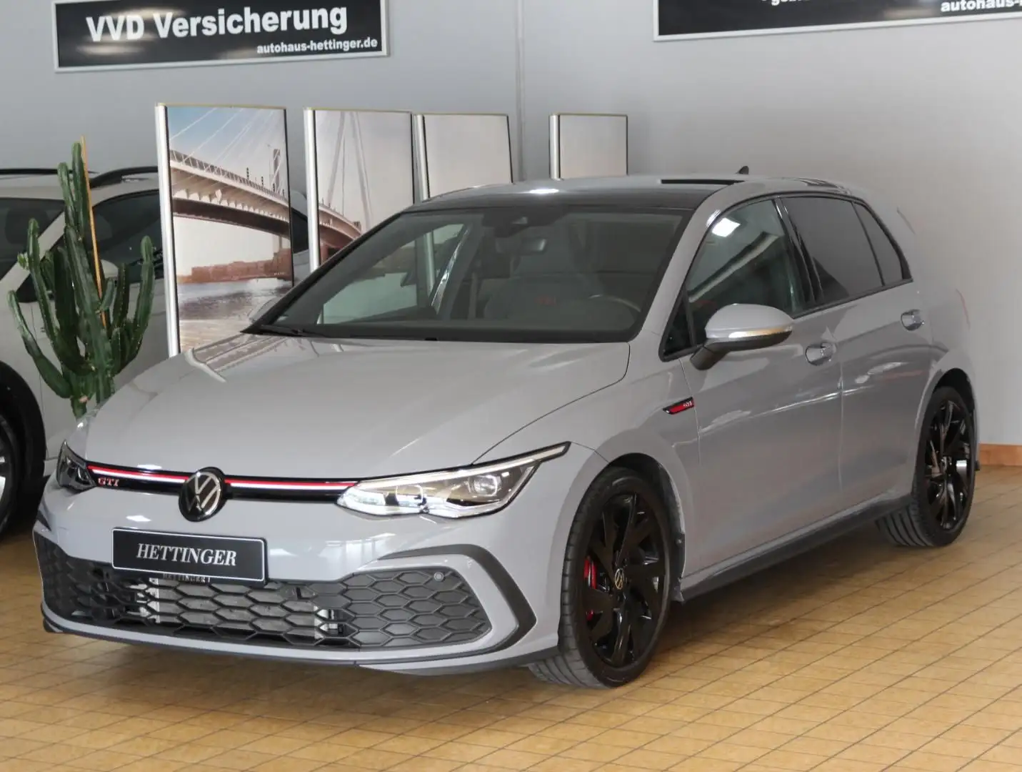 Volkswagen Golf GTI 2.0 TSI 6-Gang,18",Pano,Navi,ACC,LED... Grau - 1