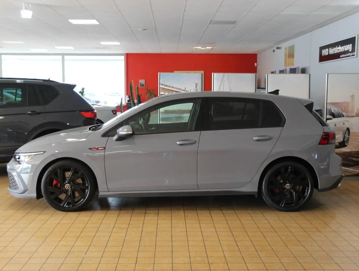 Volkswagen Golf GTI 2.0 TSI 6-Gang,18",Pano,Navi,ACC,LED... Grau - 2