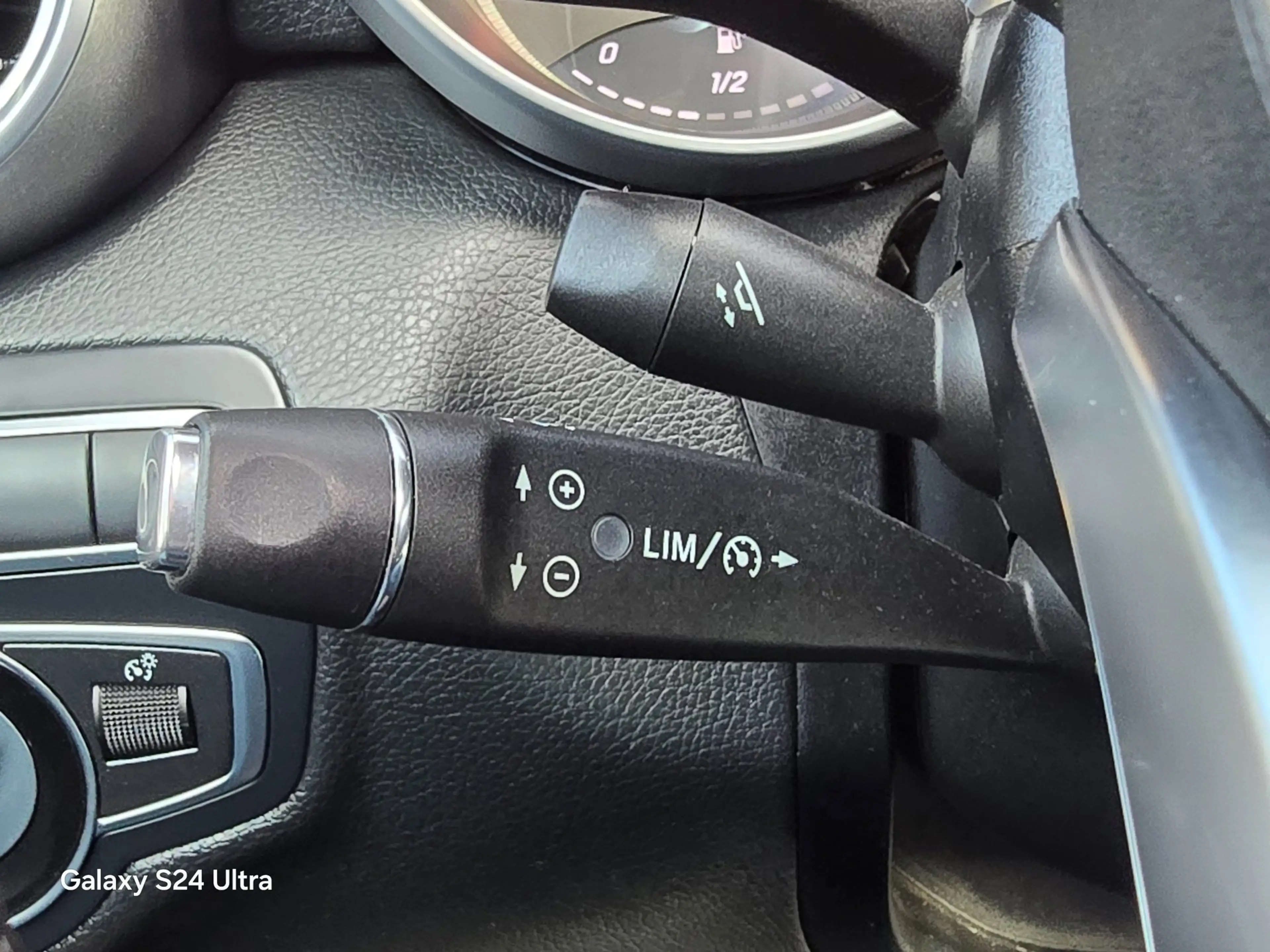 Mercedes-Benz C 250 Coupé d Edition 1 / AUT / Navi / Camera / Memory / — photo 10