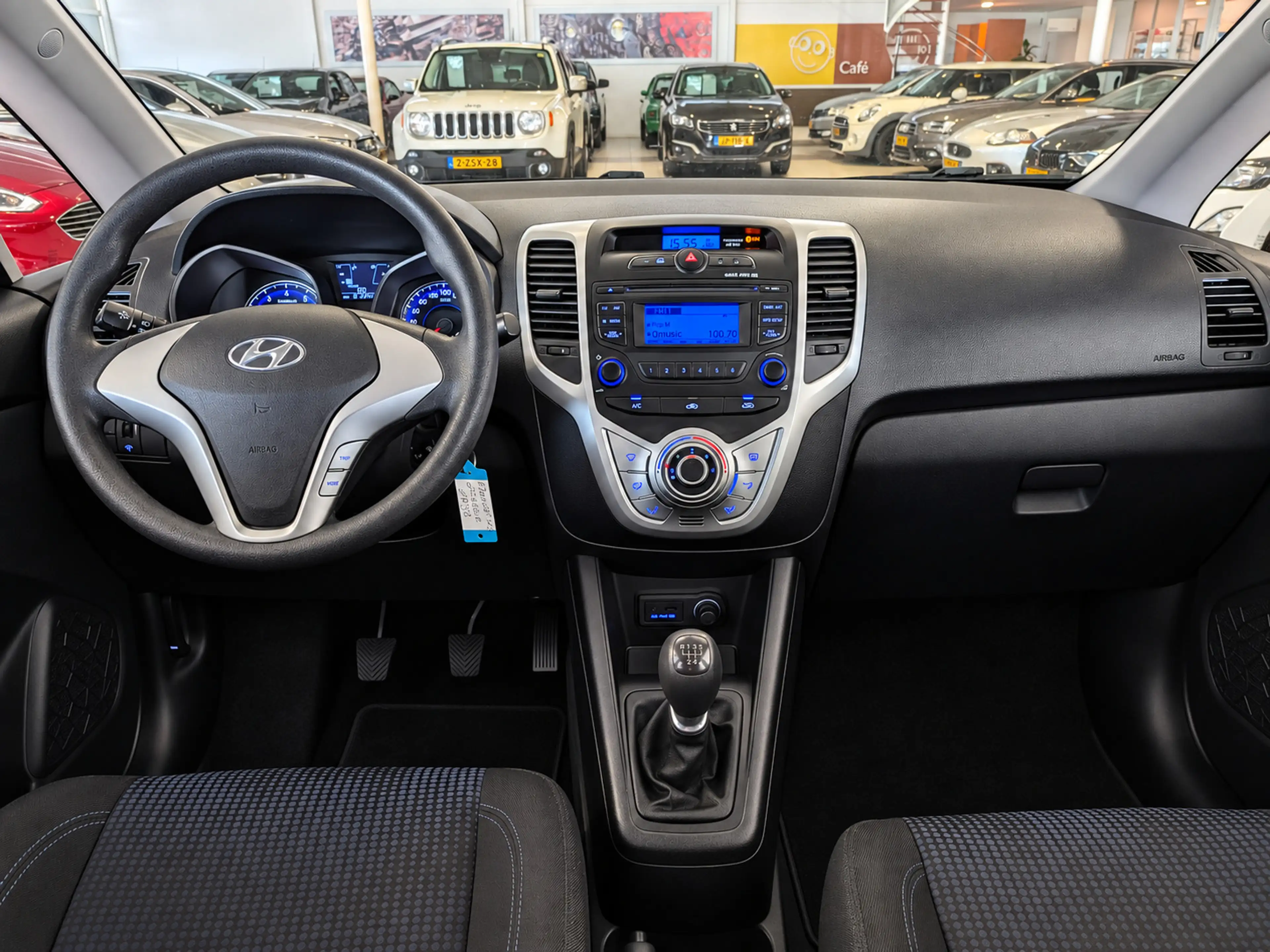 Hyundai iX20 1.4i i-Motion Airco, Trekhaak, Stuurbekrachtiging — photo 9
