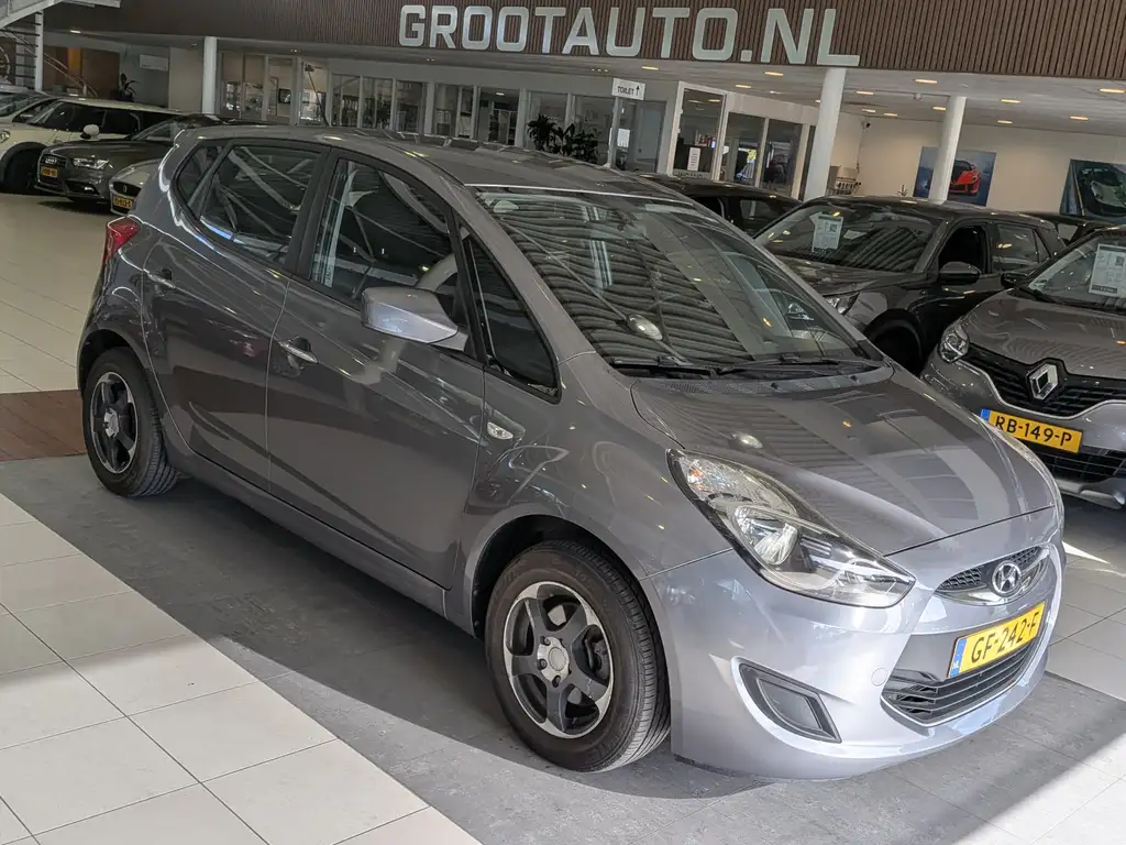 Hyundai iX20 2012 из Европы — купить под ключ