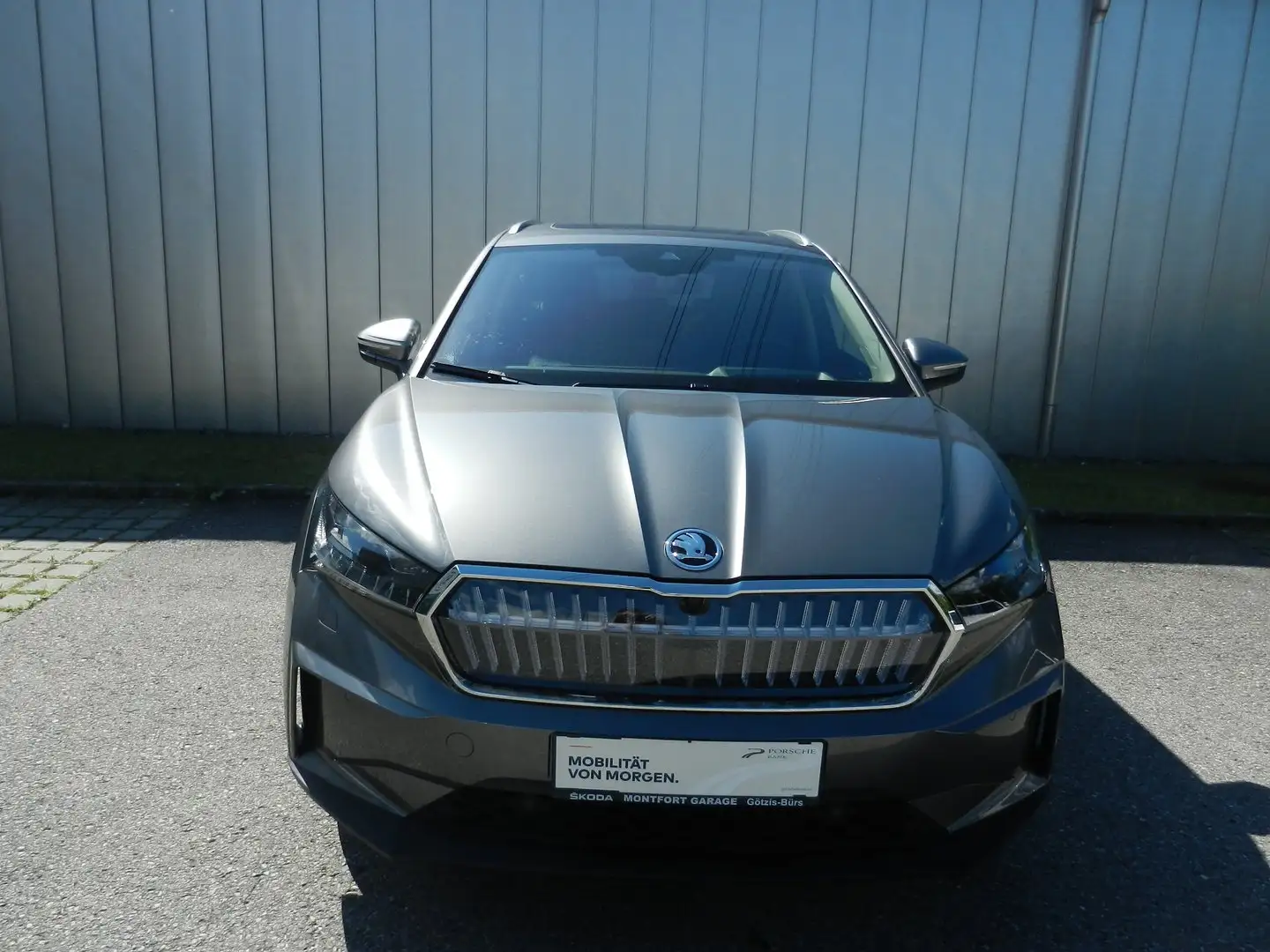Skoda Enyaq 80 Grau - 2