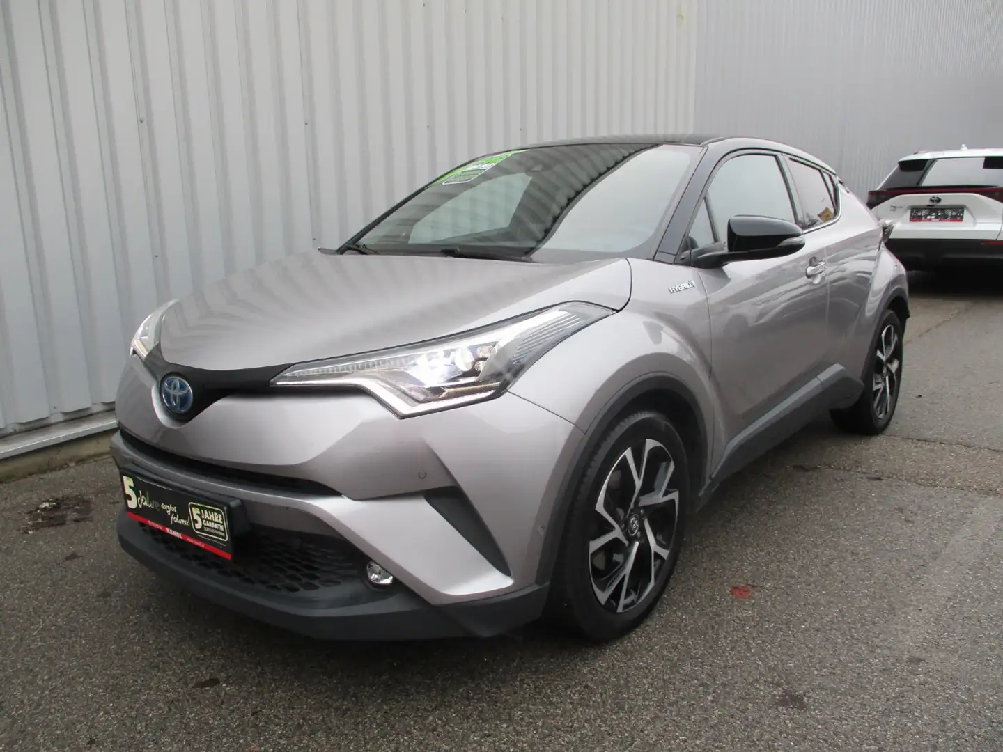 Toyota C-HR 1.8 Hybrid C-ULT CVT ACC+LED+SHZ+2xKlima+AHK Grau - 2
