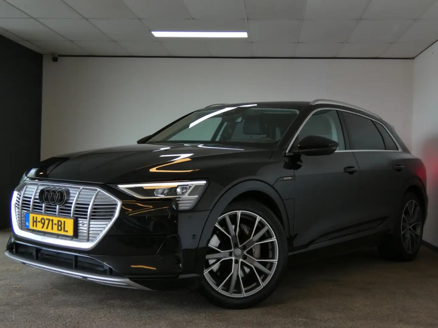 Audi e-tron e-tron 50 q L Ed + Noir - 1