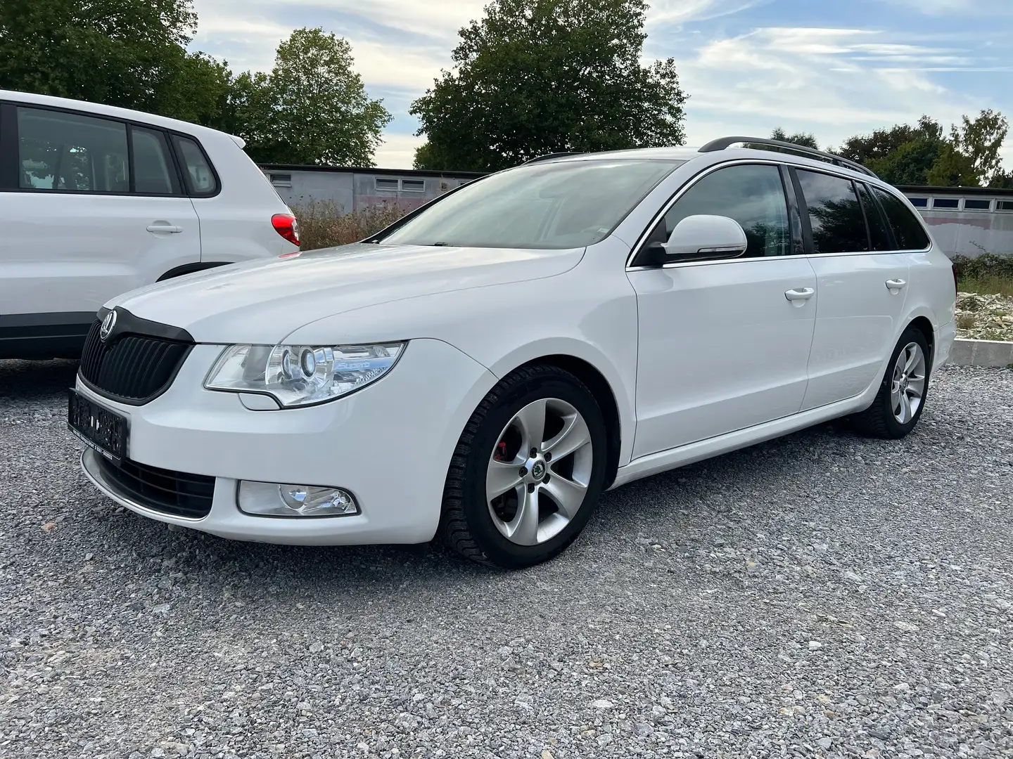 Skoda Superb Superb II Combi Combi 1.8 TSI DSG Elegance Blanc - 2