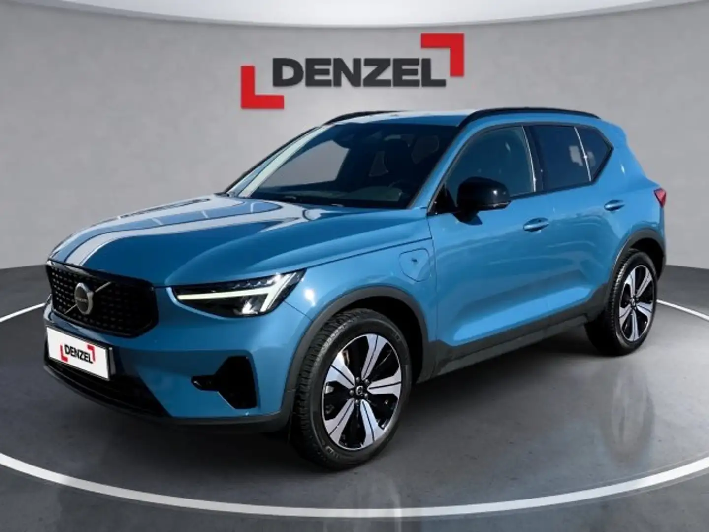 Volvo XC40 Recharge Plus, T4 Plug-in Hybrid, Elektrisch/Benzin, Da Blau - 1