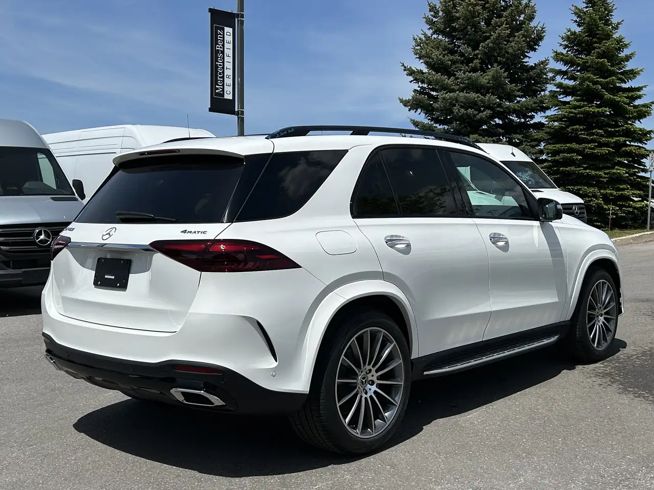 Mercedes-Benz GLE снимка Mercedes-Benz GLE