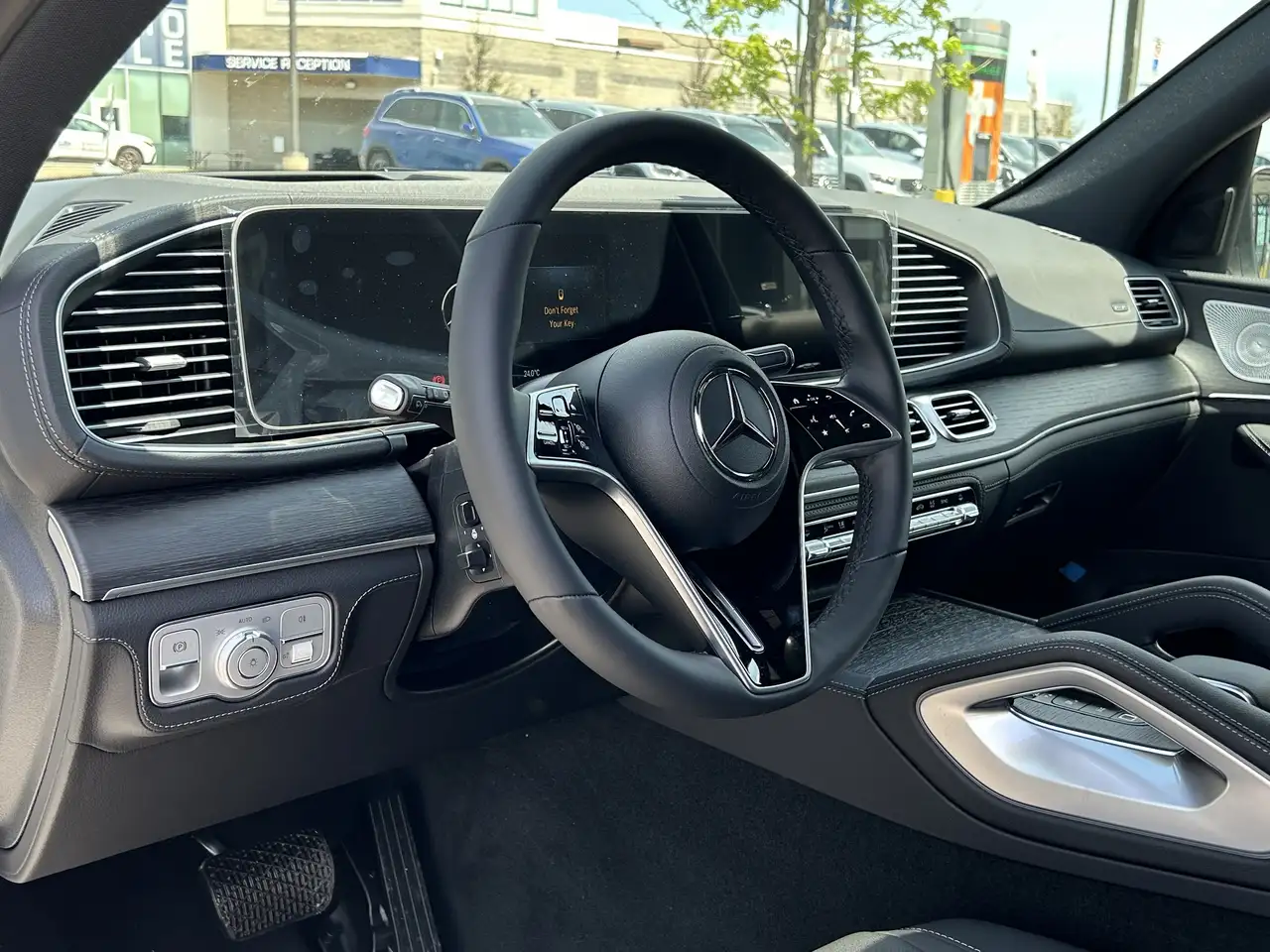 Mercedes-Benz GLE снимка Mercedes-Benz GLE