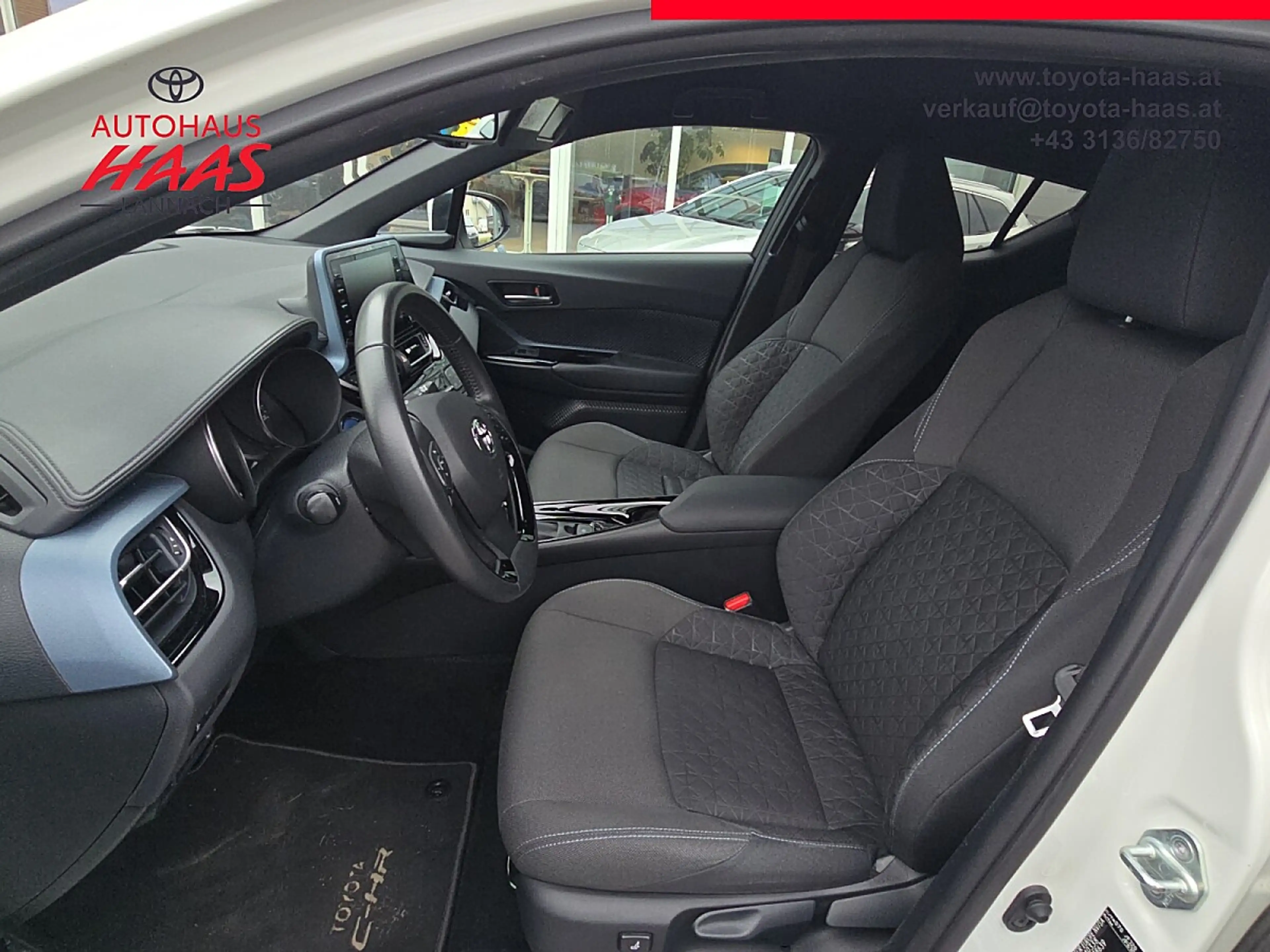 Toyota C-HR 1,8 Hybrid C-LUB CVT — photo 9