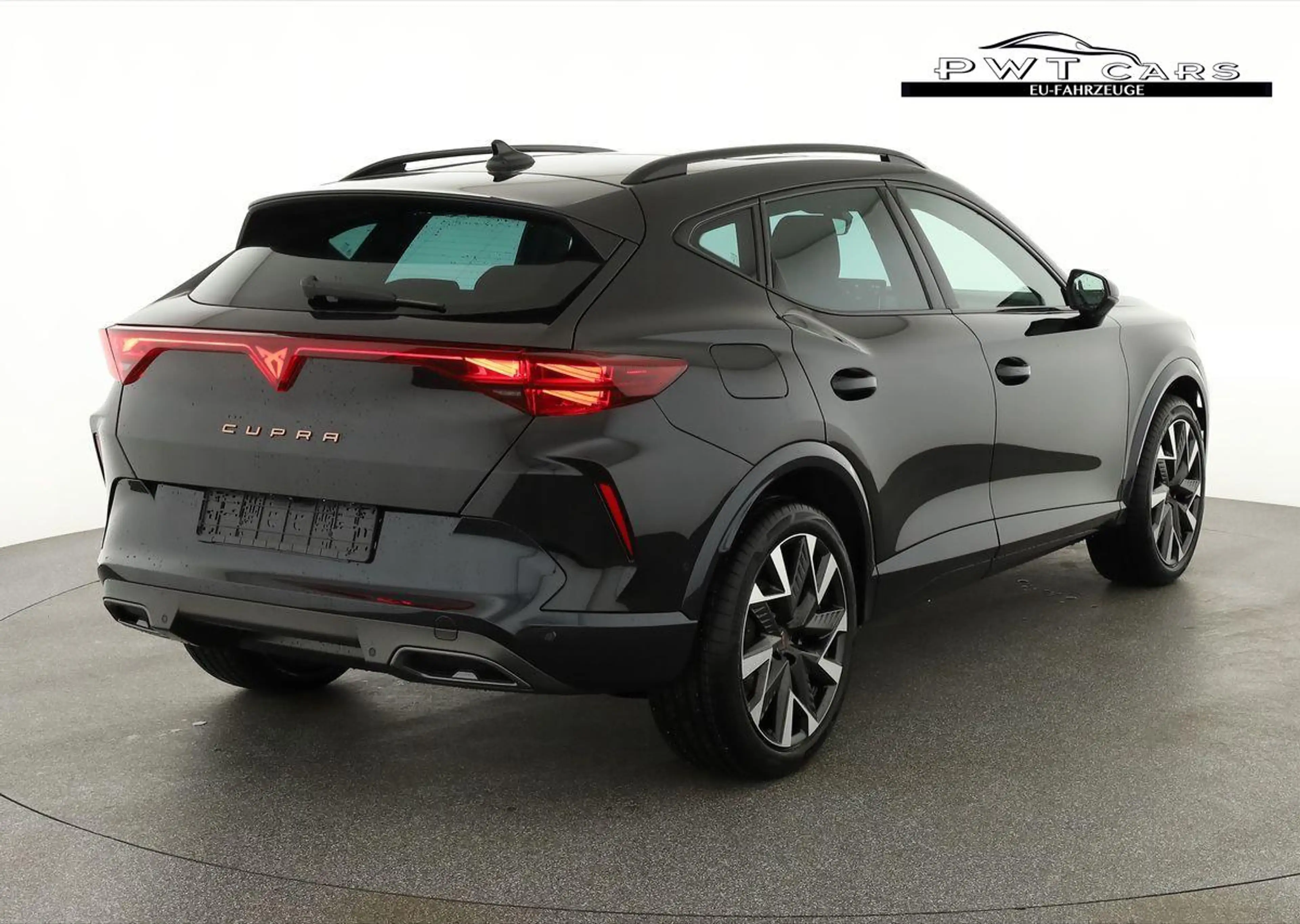 CUPRA Formentor 2.0 TSI 150 kW 4Drive DSG 4Drive, Pano, Navi, M... — photo 2