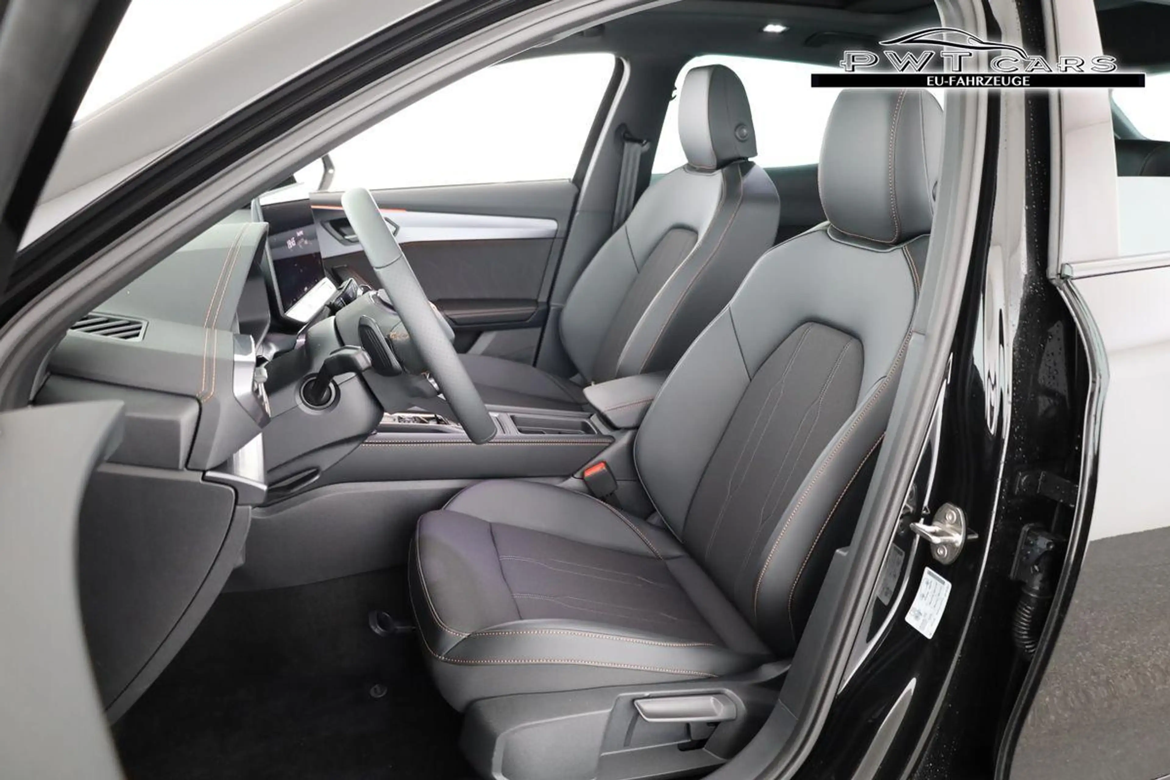 CUPRA Formentor 2.0 TSI 150 kW 4Drive DSG 4Drive, Pano, Navi, M... — photo 10