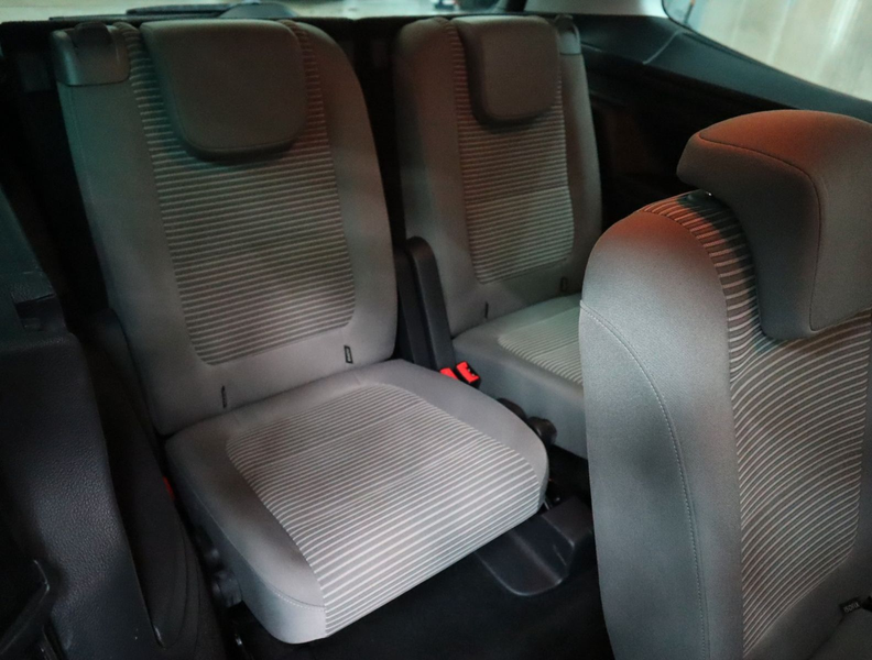 SEAT Alhambra Style Aut. Navi Kamera 7-Sitzer SHZ PDC — photo 14