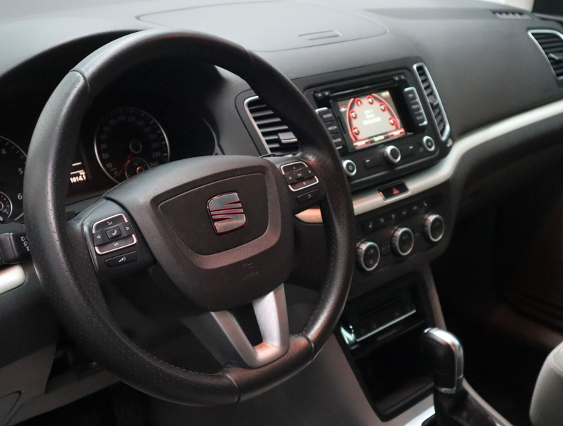 SEAT Alhambra Style Aut. Navi Kamera 7-Sitzer SHZ PDC — photo 10