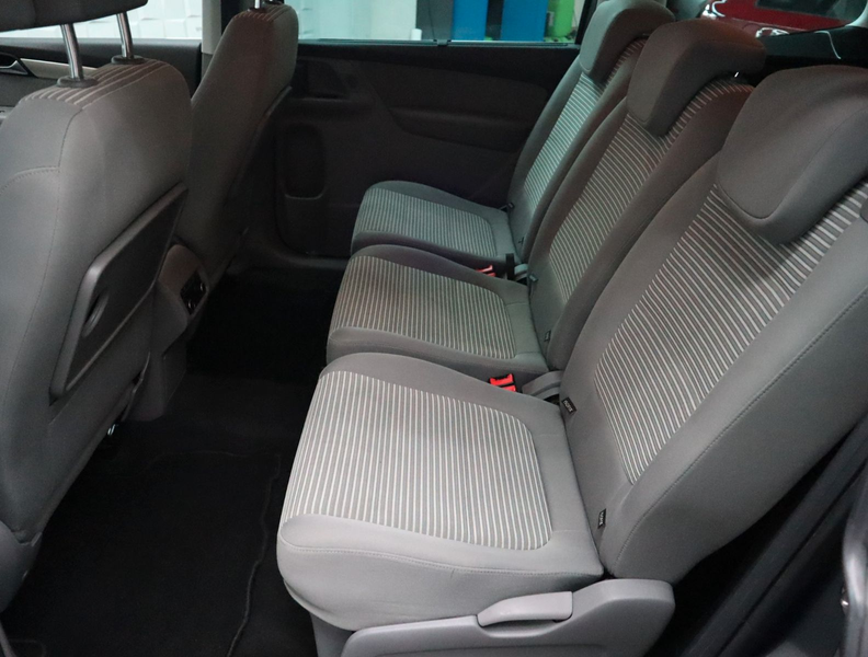 SEAT Alhambra Style Aut. Navi Kamera 7-Sitzer SHZ PDC — photo 11