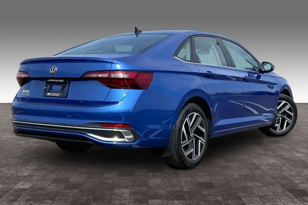 Volkswagen Jetta снимка Volkswagen Jetta