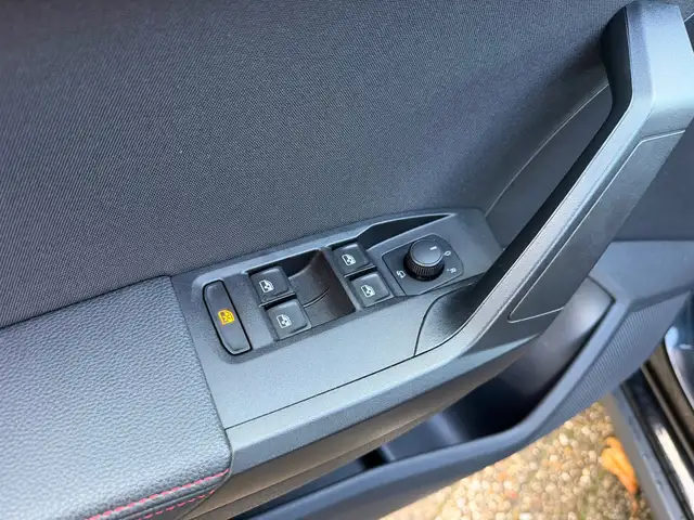 Seat Arona view 8