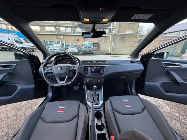 Seat Arona view 3