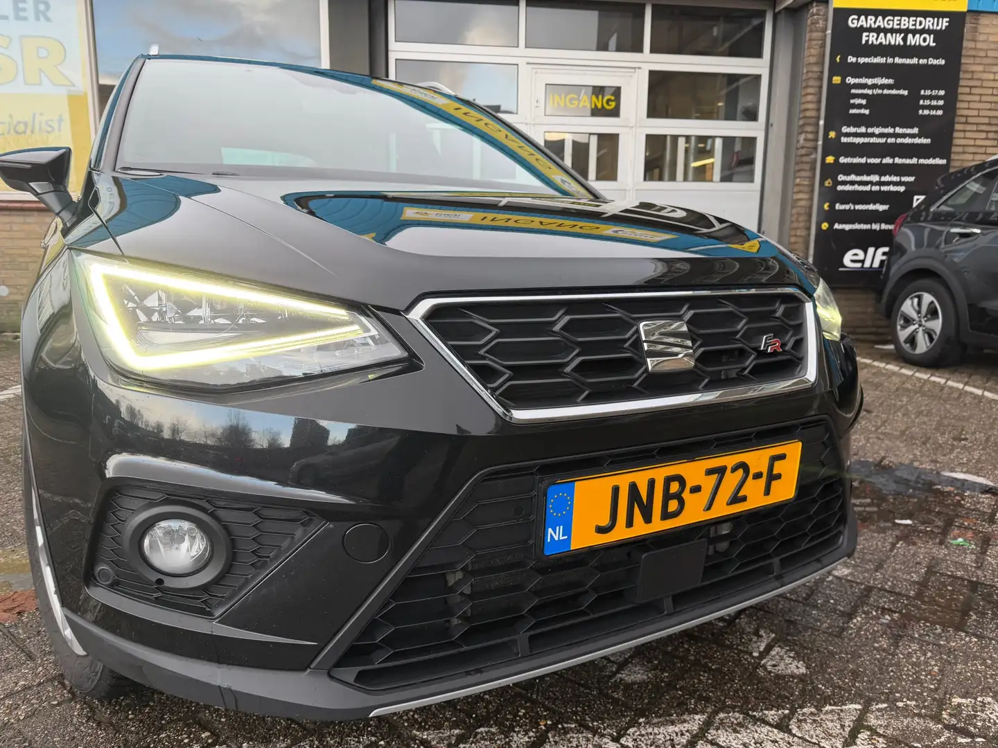 SEAT Arona 1.0 TSI Style Business Intense Plus |Camera | Adap Schwarz - 2