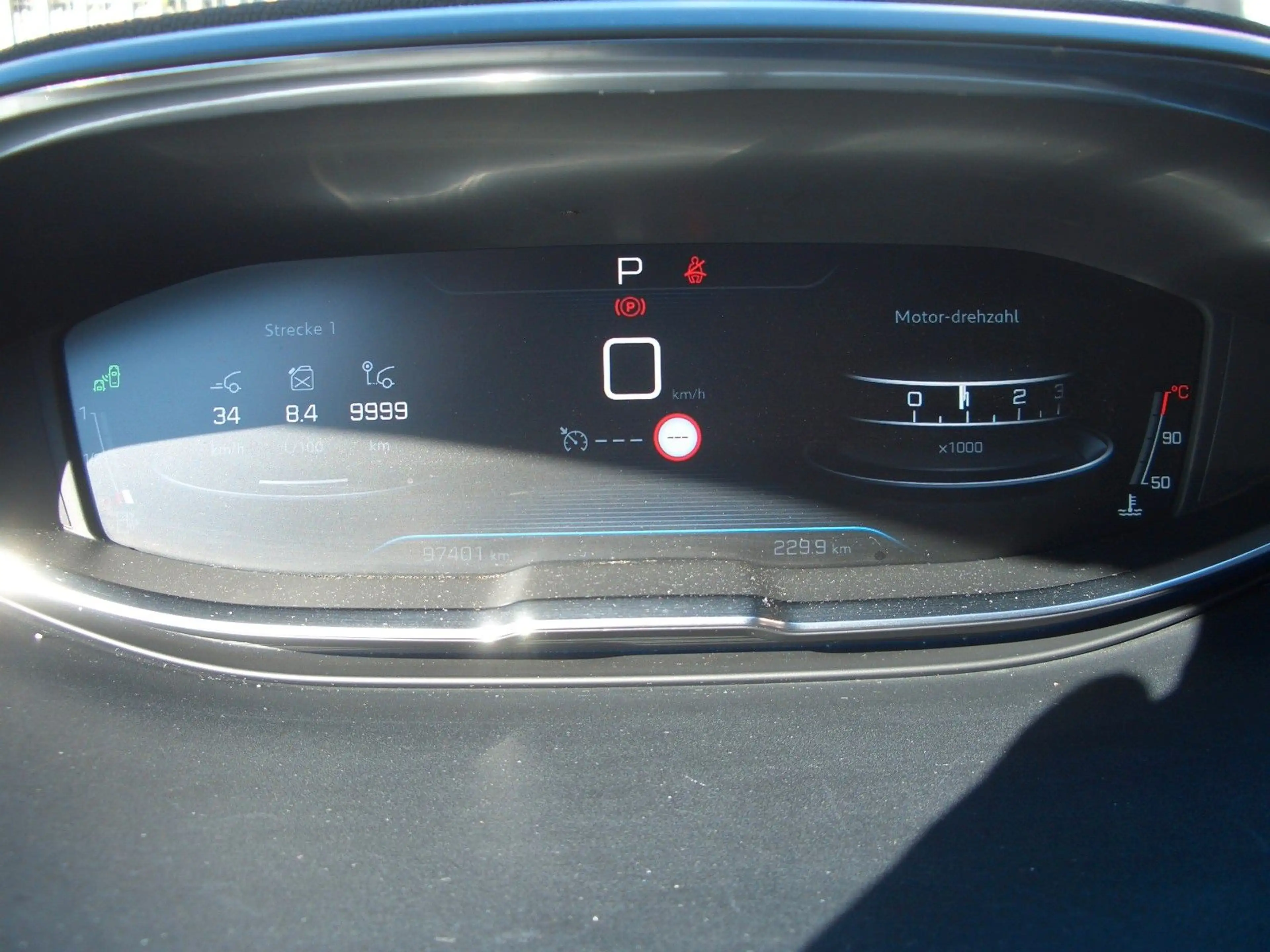 Peugeot 5008 Allure; 7 Sitze; Fue LEDPaket; Panoramadach — photo 15
