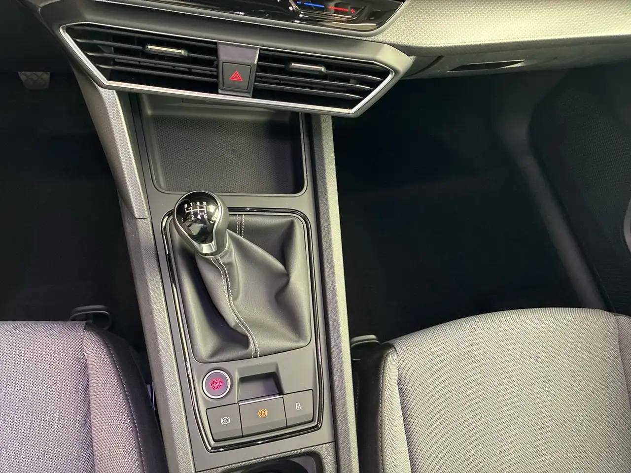 SEAT Leon 2026 — фото 13