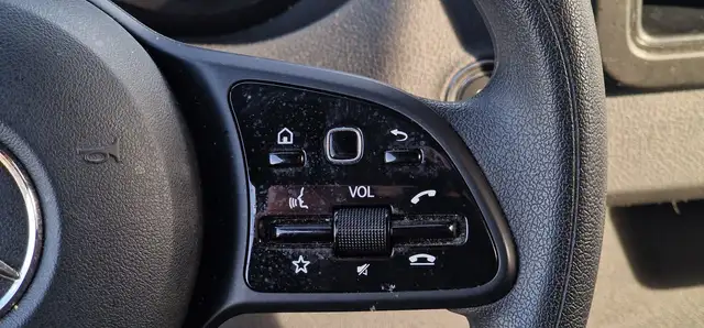 Mercedes-Benz Sprinter view 12