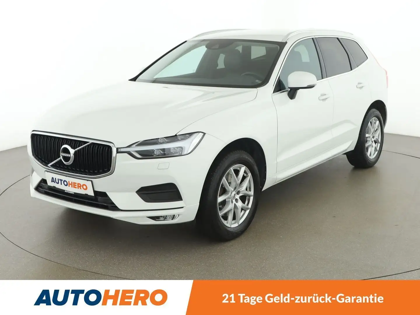 Volvo XC60 2.0 B4 Diesel Momentum Pro AWD Aut. *LED*NAVI*CAM* Blanc - 1