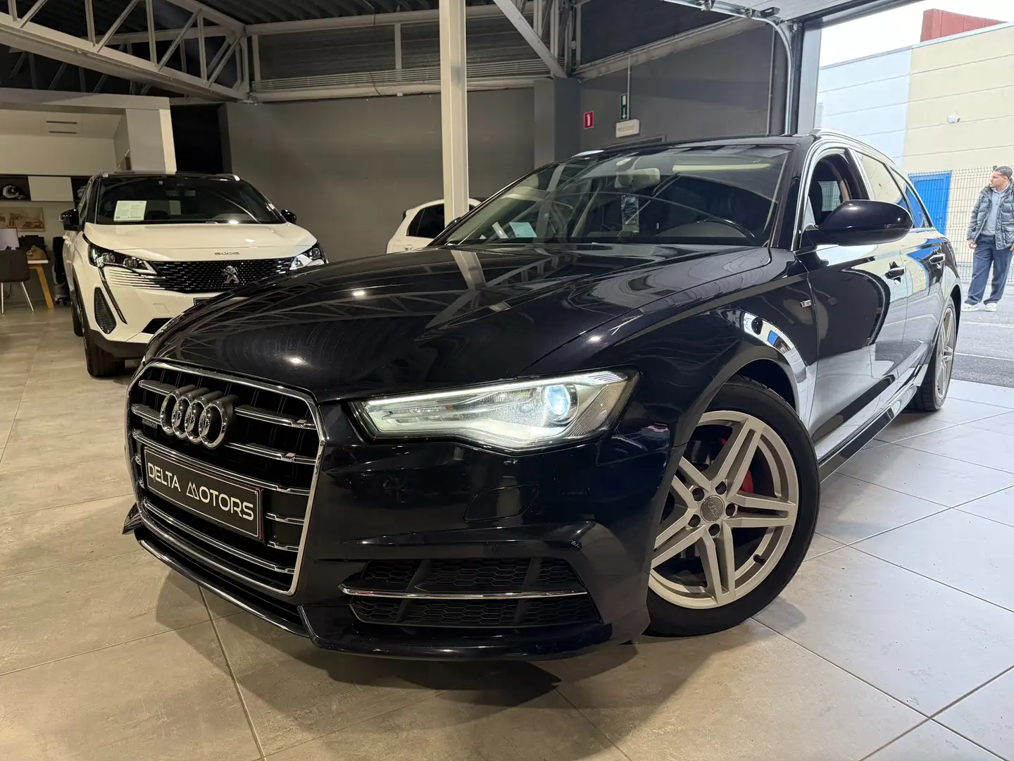 Audi A6 A6 Avant 2.0 TDI quattro S tronic Blauw - 2