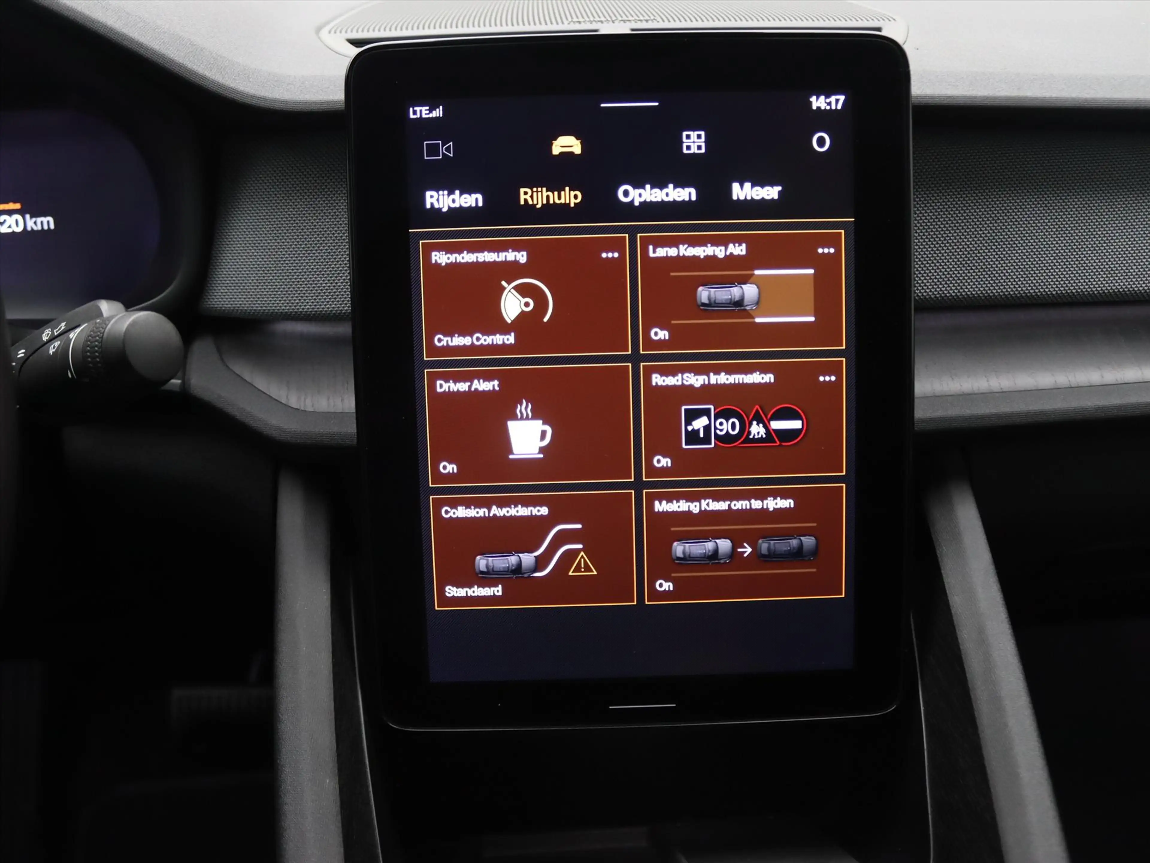 Polestar 2 170kW Long Single Motor 231pk Auomaat [ CRUISE+WAR — photo 10