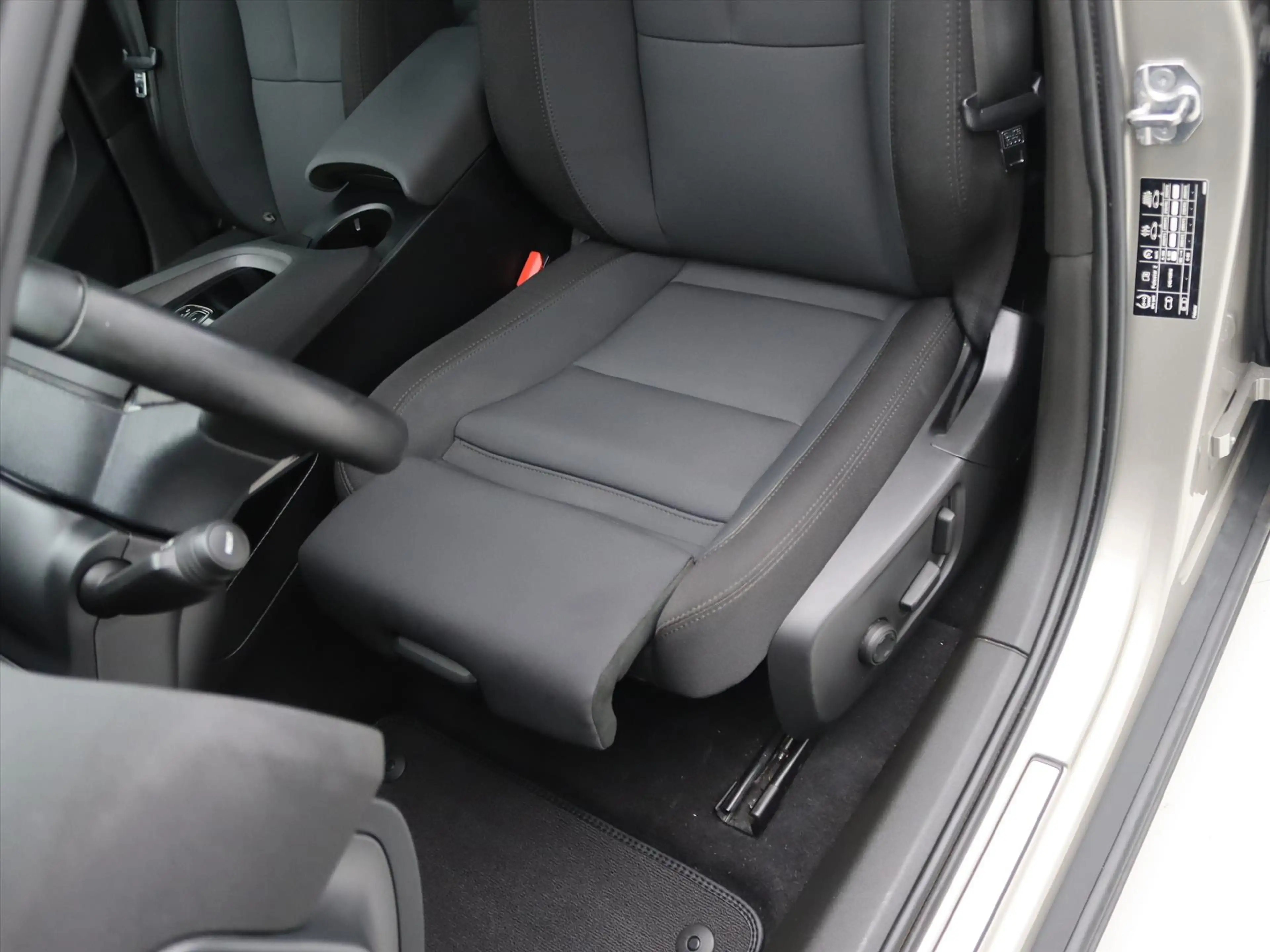 Polestar 2 170kW Long Single Motor 231pk Auomaat [ CRUISE+WAR — photo 21