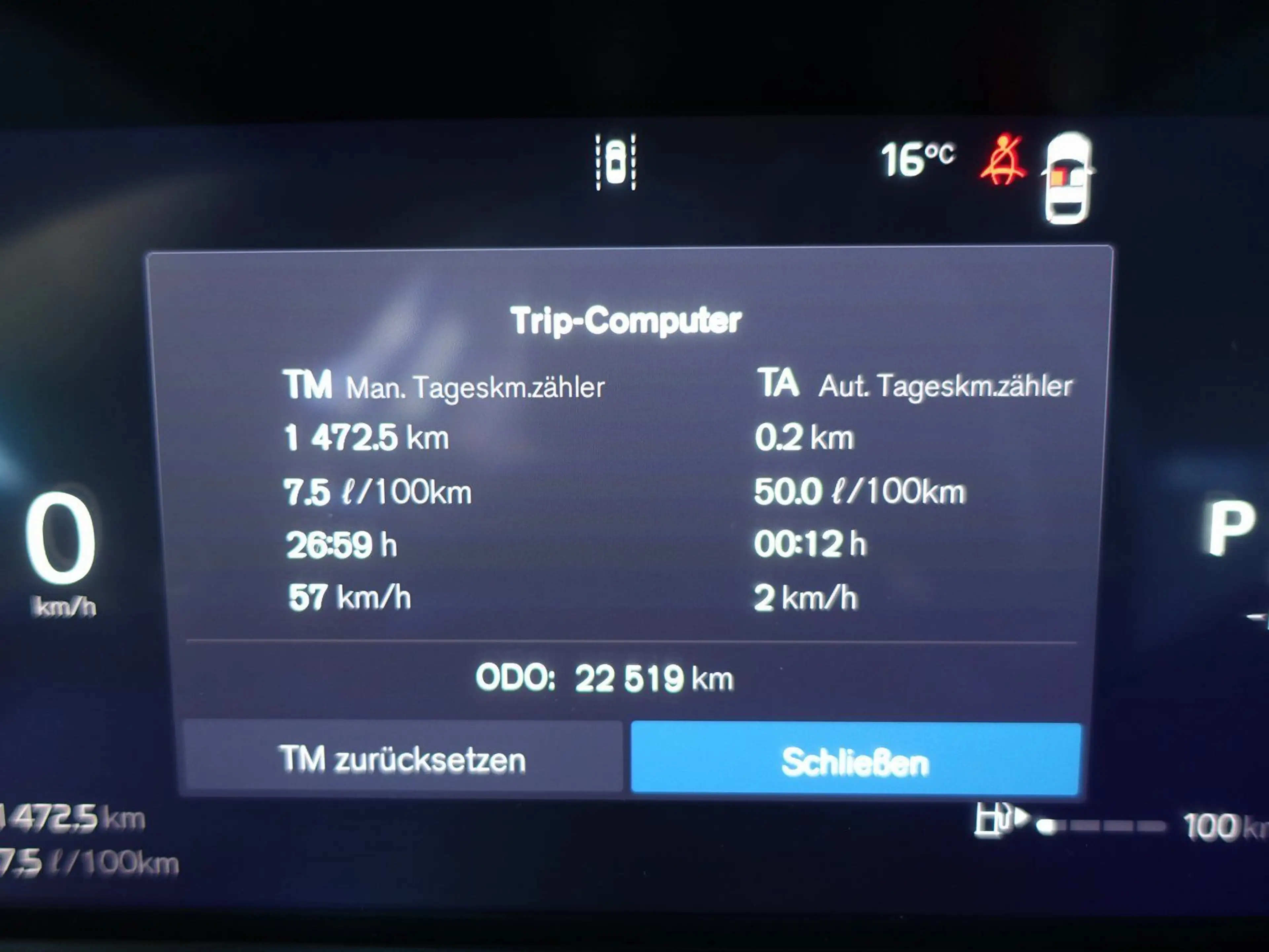 Volvo XC40 Plus B3 Mild-Hybrid Benzin Dark/H&K — photo 15
