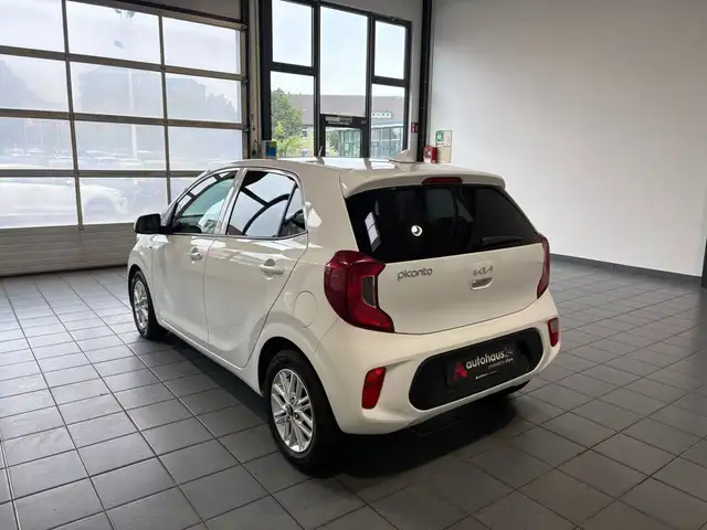 Kia Picanto view 4