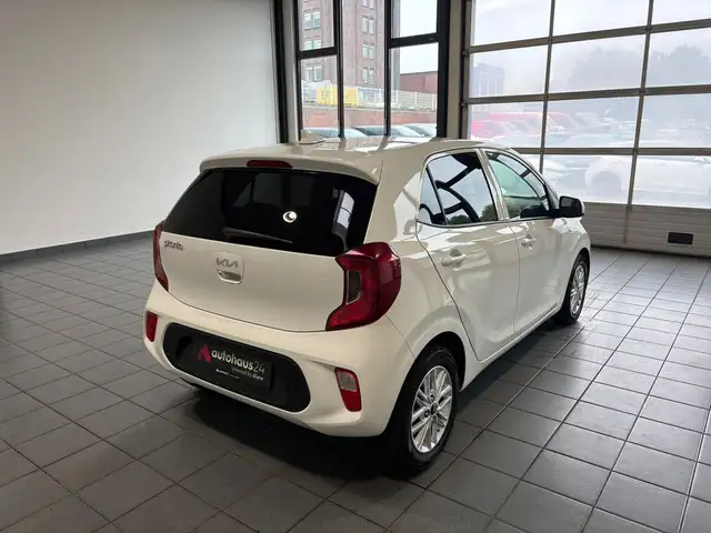 Kia Picanto view 5