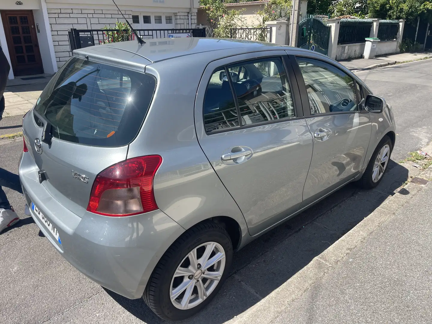 Toyota Yaris 1.3 - 87 VVT-i Luna Pack MultiMode - 2