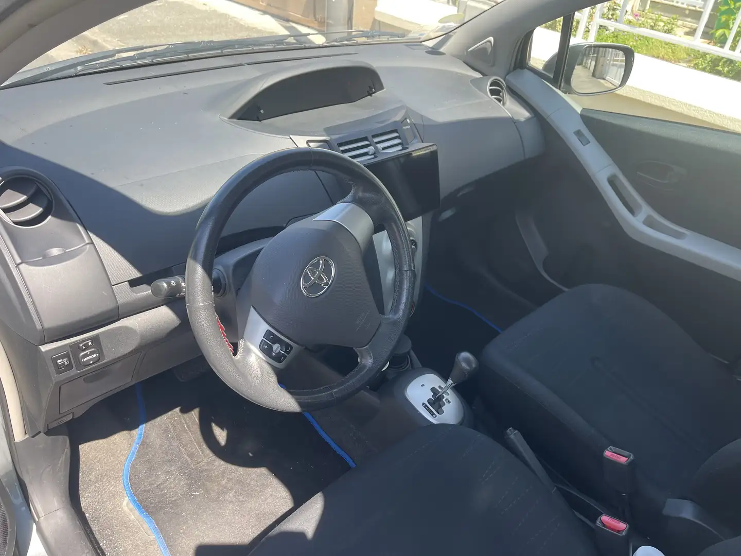 Toyota Yaris 1.3 - 87 VVT-i Luna Pack MultiMode - 1