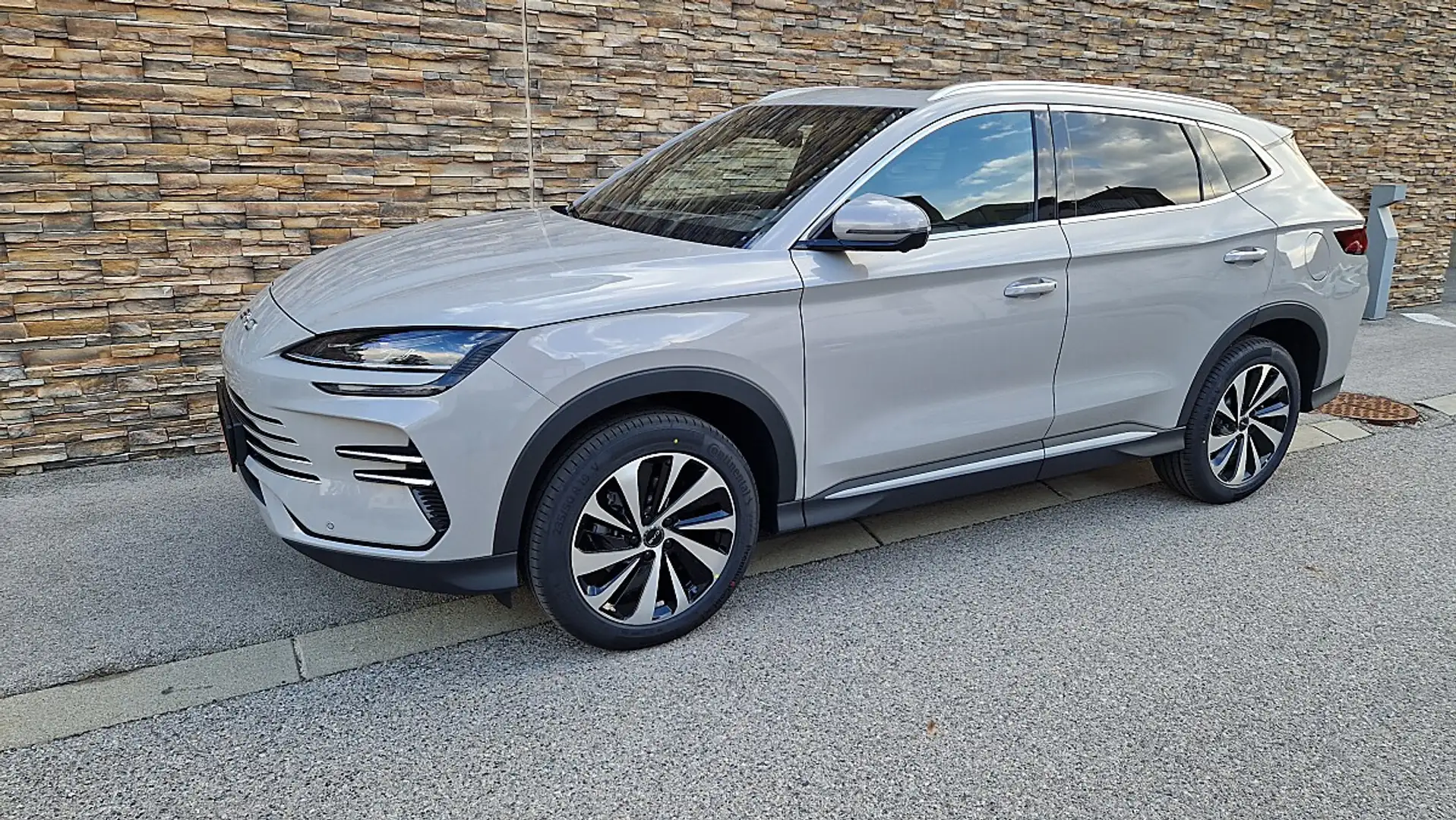 BYD Seal U DM-i PHEV 26,6kWh Comfort Österreich Paket Grau - 2