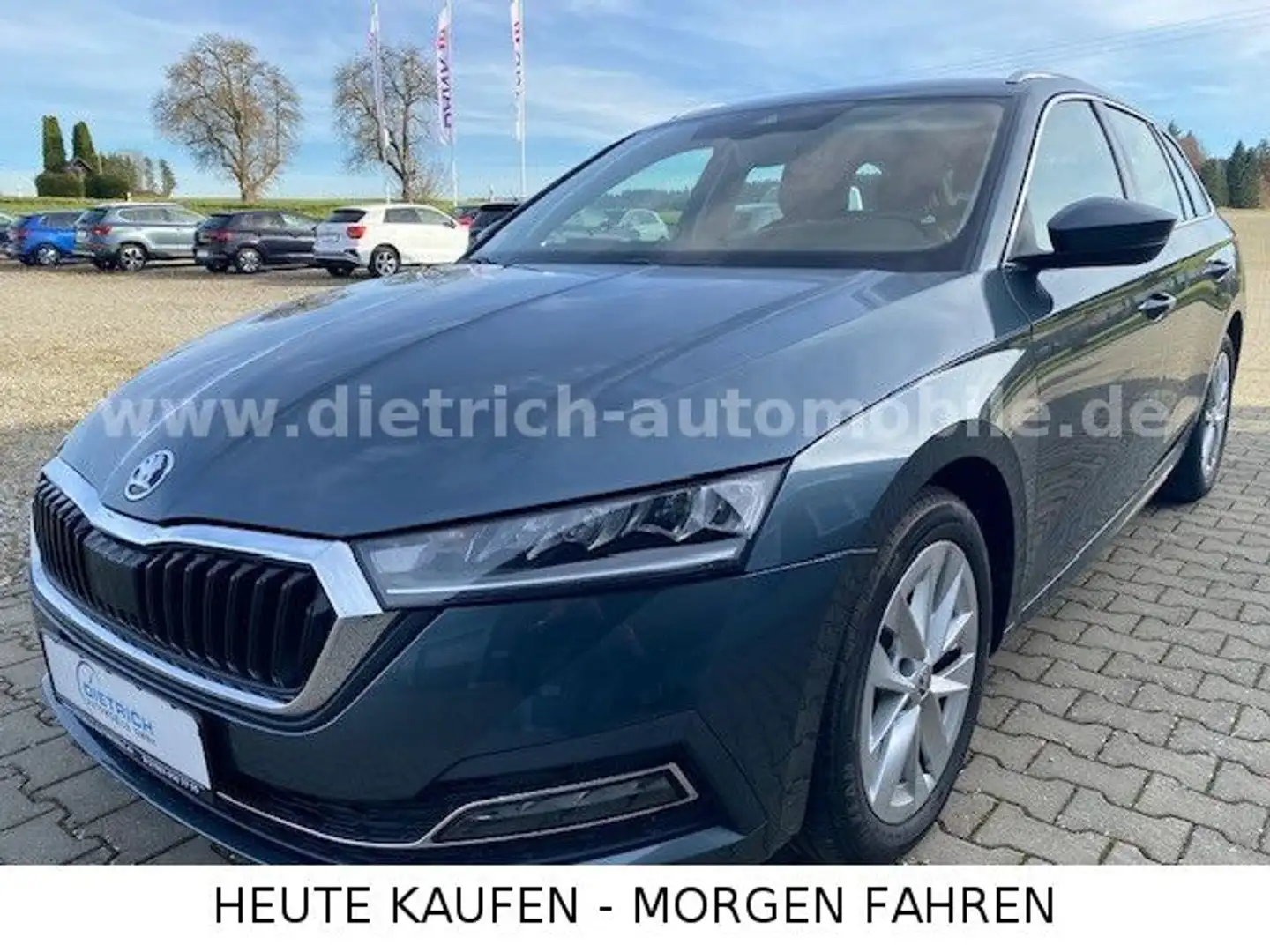 Skoda Octavia Combi 2,0 TDi Style DSG LED LHZ KAMERA Gris - 1