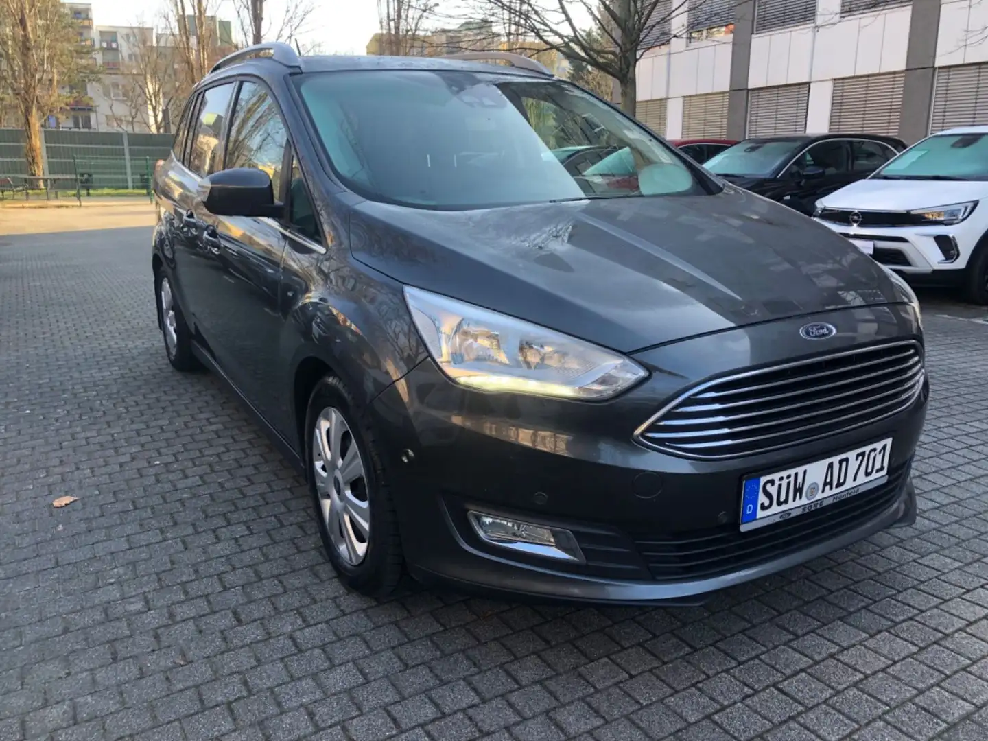 Ford Grand C-Max Grand C-MAX Titanium Automatik Grau - 2