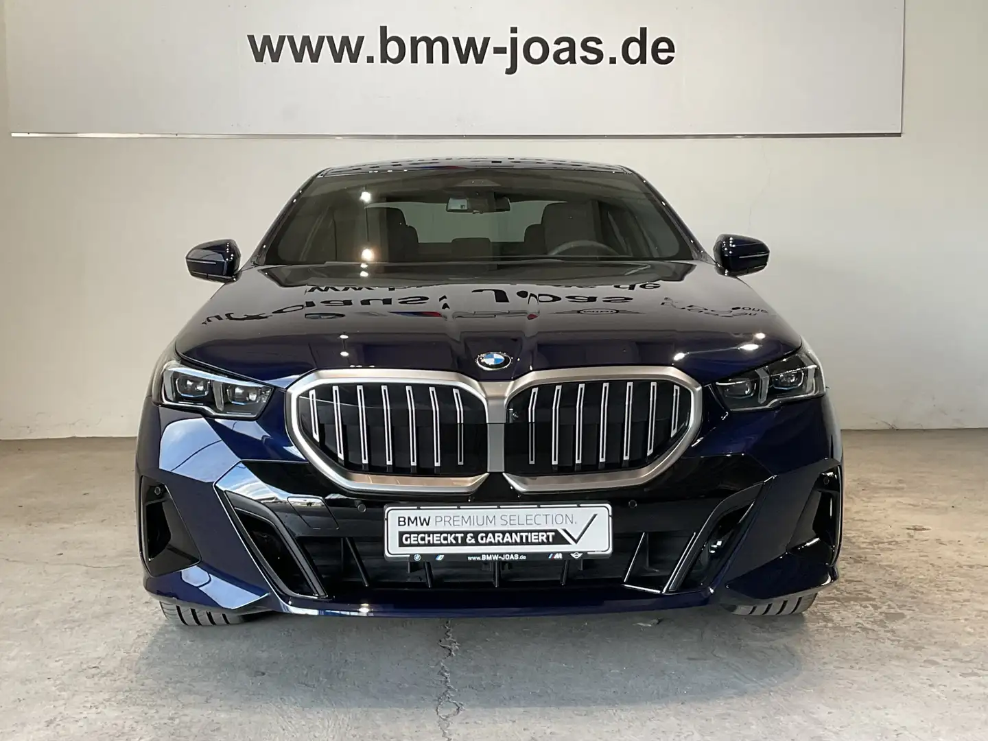 BMW 520 i M Sportpaket | Lenkradheizung | Sitzbelüftung vo Blau - 2
