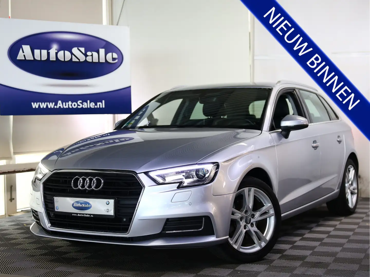Audi A3 1.5 TFSI CoD S-Line AUT LEDER NAV CAMERA CLIMA "17 Gris - 1