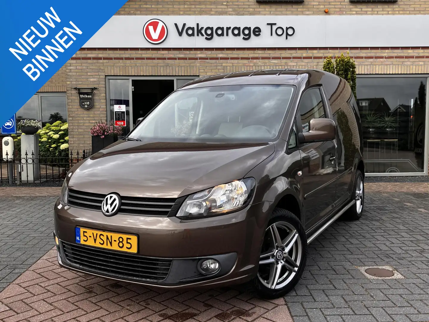 Volkswagen Caddy 1.6 TDI | Cruise | Trekhaak | NAP Bruin - 1