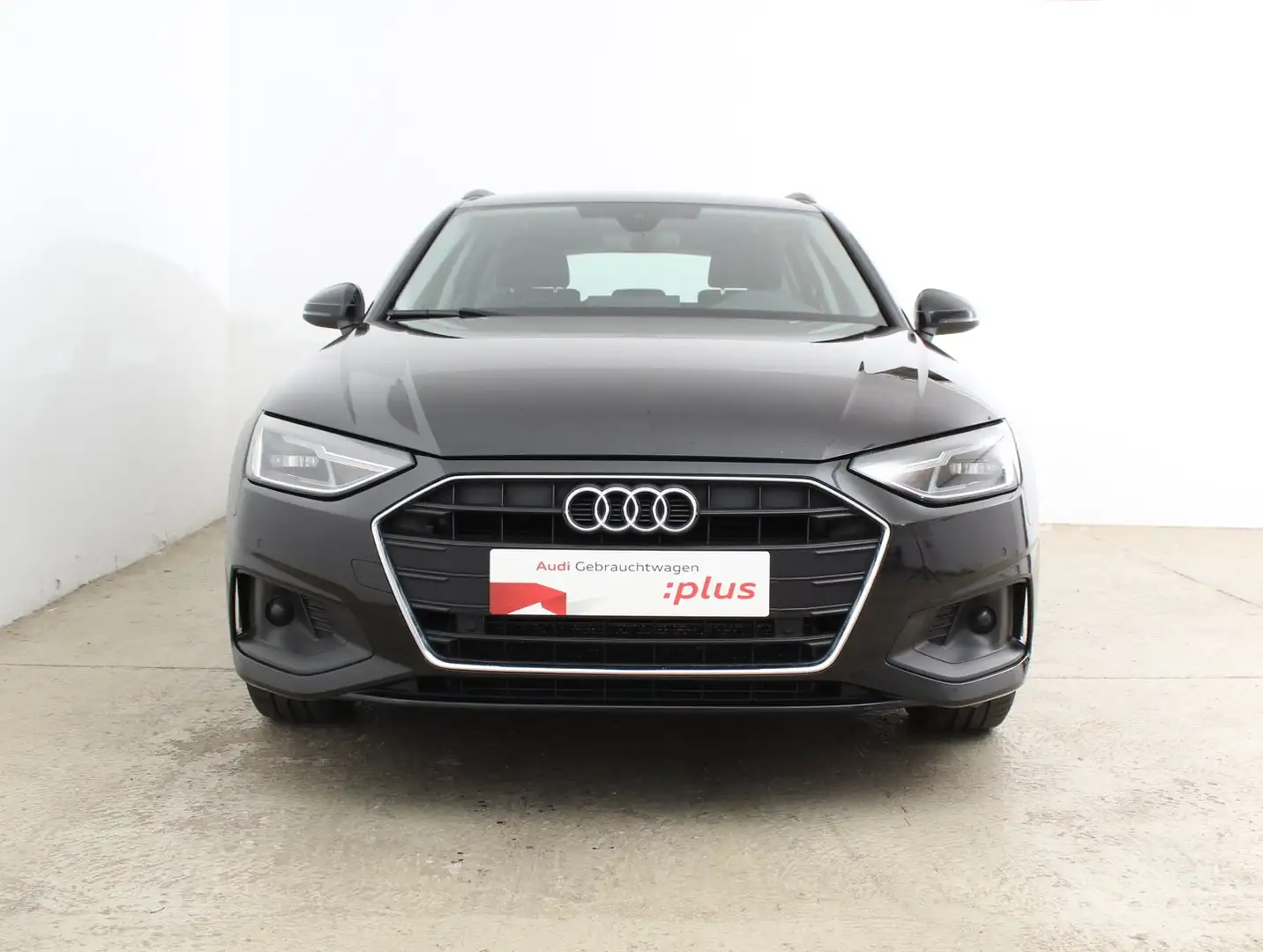 Audi A4 35 TDI Schwarz - 2