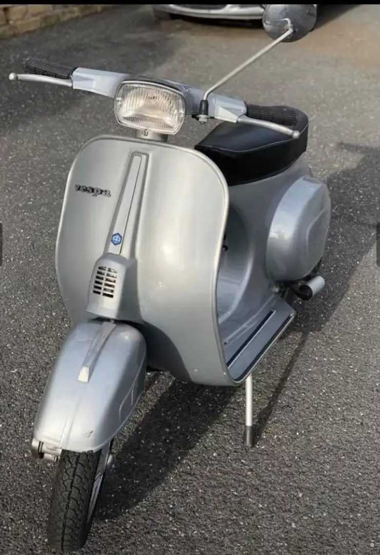 Vespa 50 Szürke - 1