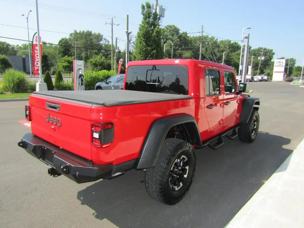 Jeep Gladiator снимка Jeep Gladiator