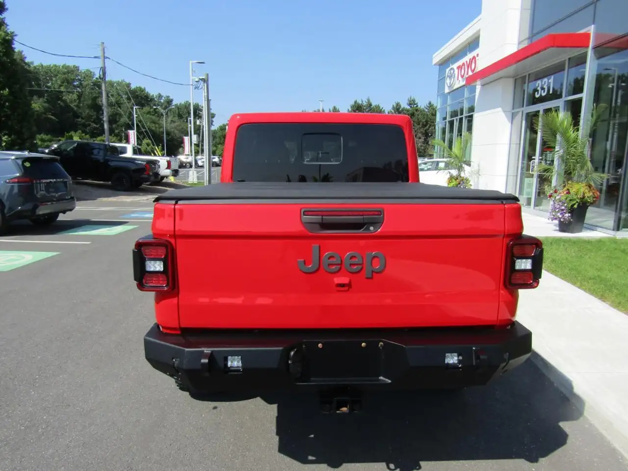 Jeep Gladiator снимка Jeep Gladiator